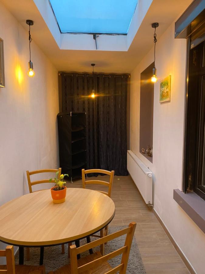 Superbe Appartement Charleroi Exterior photo
